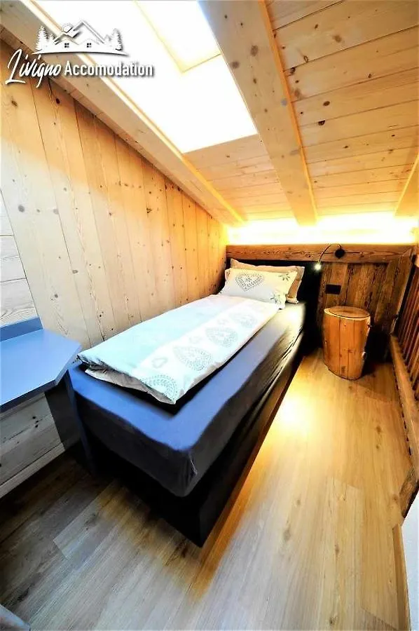 Mountain Chalet Scoiattolo By Livigno Accomodation
