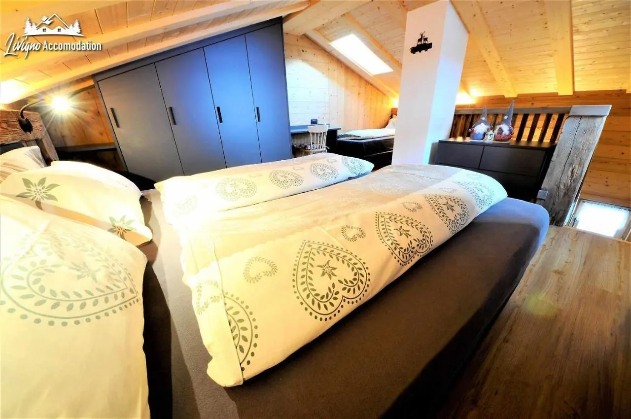 Mountain Chalet Scoiattolo By Livigno Accomodation