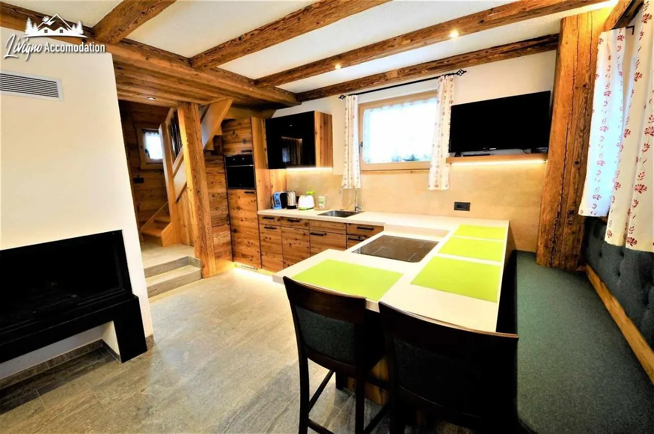 Mountain Chalet Scoiattolo By Livigno Accomodation